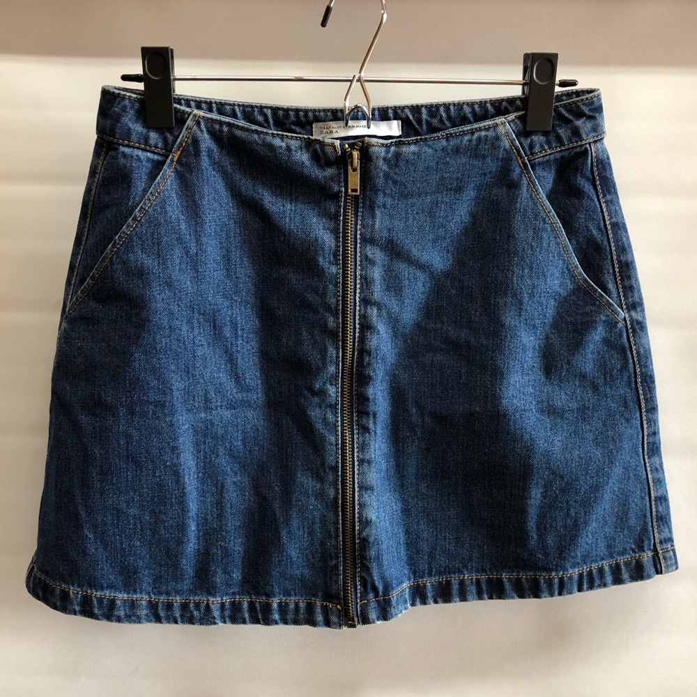 Zara Trafaluc zip front Denim mini skirt M